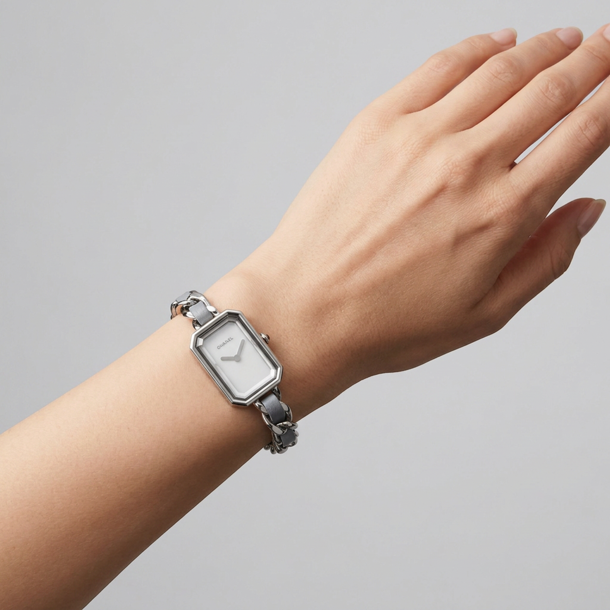 Chanel Premiere Lock · Steel · Mother-of-Pearl