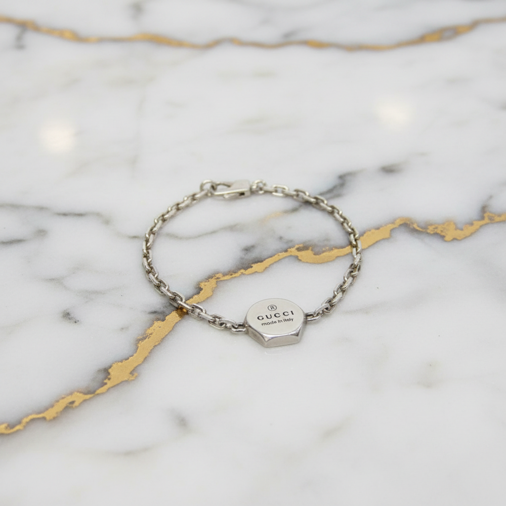 Gucci Hexagon · Sterling Silver