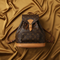 Louis Vuitton Montsouris MM · Monogram