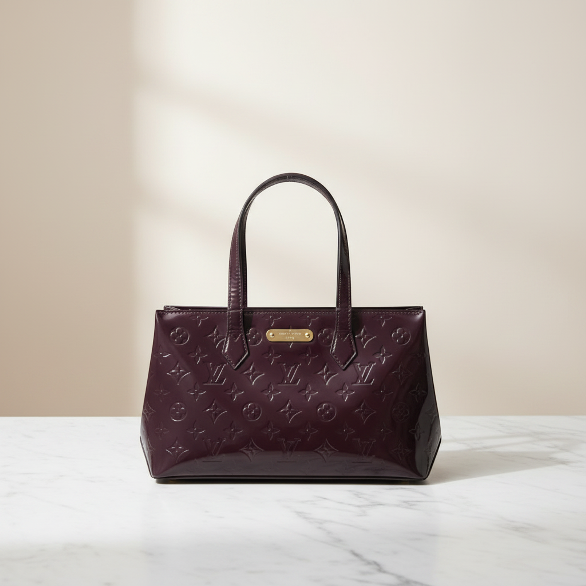 Louis Vuitton Vernis Wilshire PM · Amarante