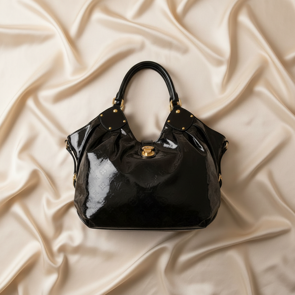 Louis Vuitton Mahina Souriya XL · Patent