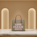 Gucci · GG Supreme Canvas · Tote