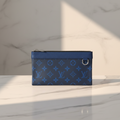 Louis Vuitton Taiga · Pochette Discovery PM