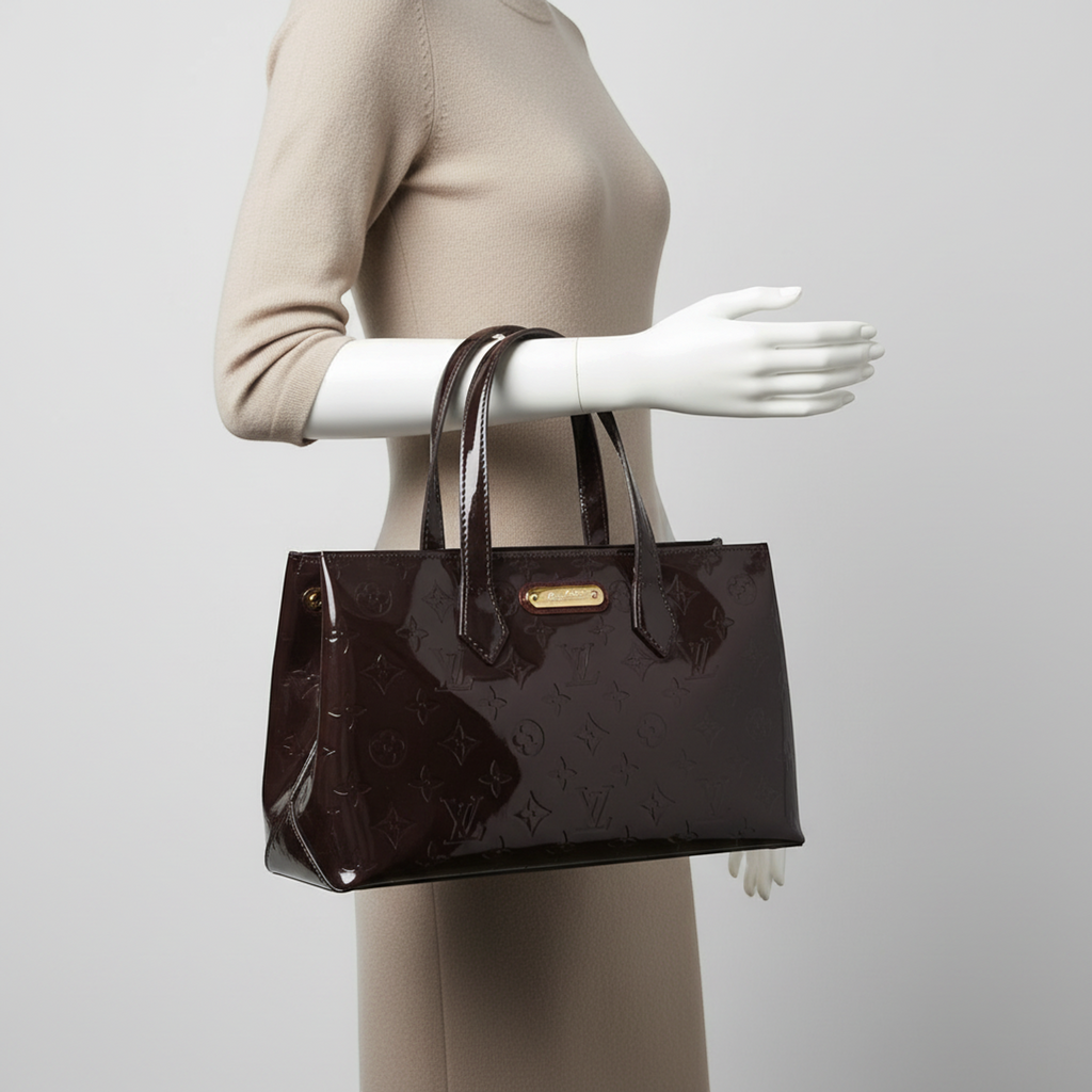 Louis Vuitton Wilshire PM · Monogram Vernis