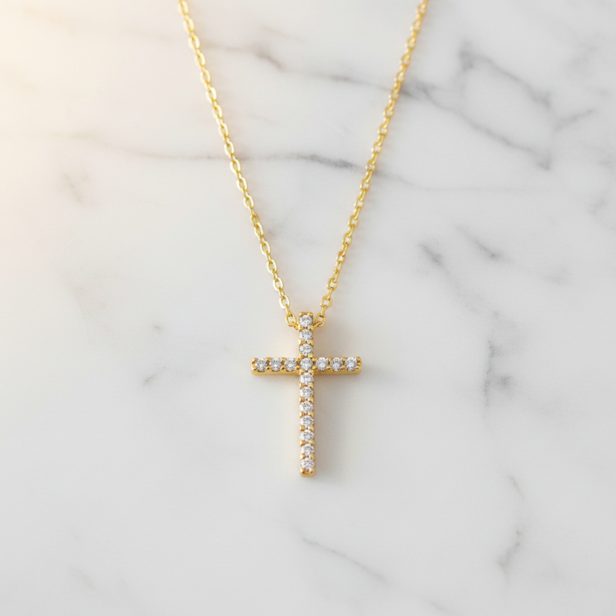 Star Jewelry Cross · 18K Yellow Gold · Diamond