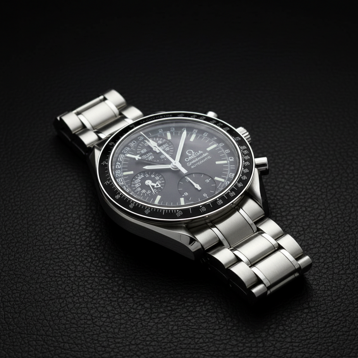 Omega Speedmaster Mark 40 · Steel · Automatic