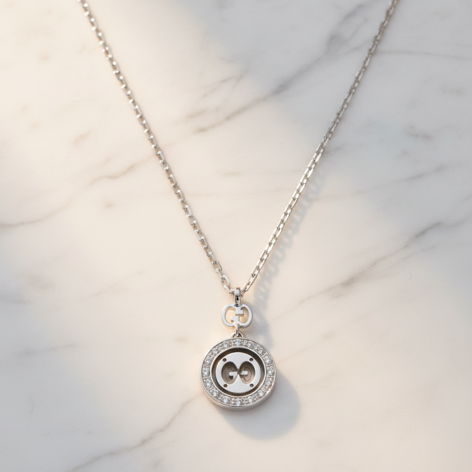 Gucci Icon · 18K White Gold · Diamond