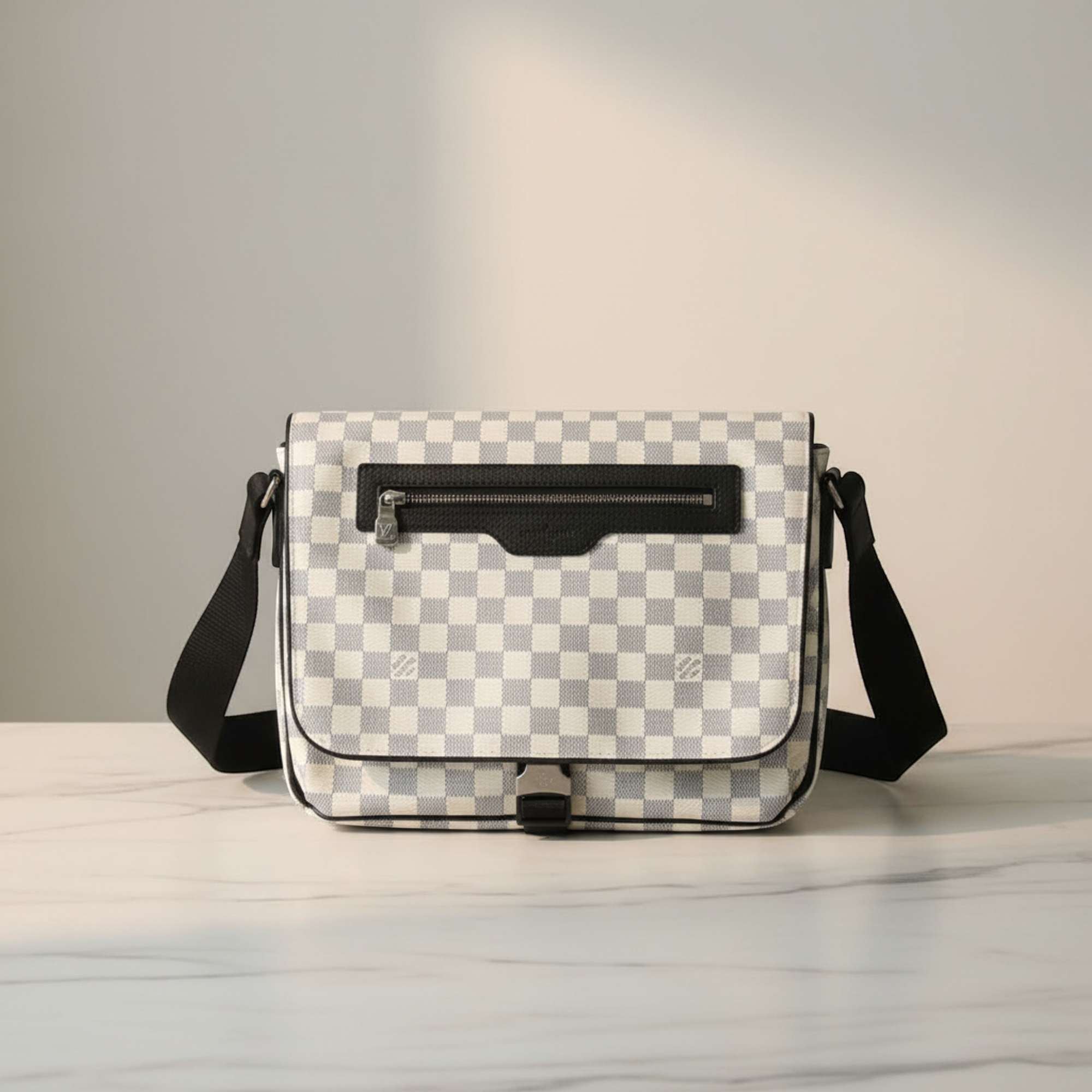 Louis Vuitton Damier Coast Matchpoint
