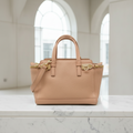 Salvatore Ferragamo Gancini · Leather
