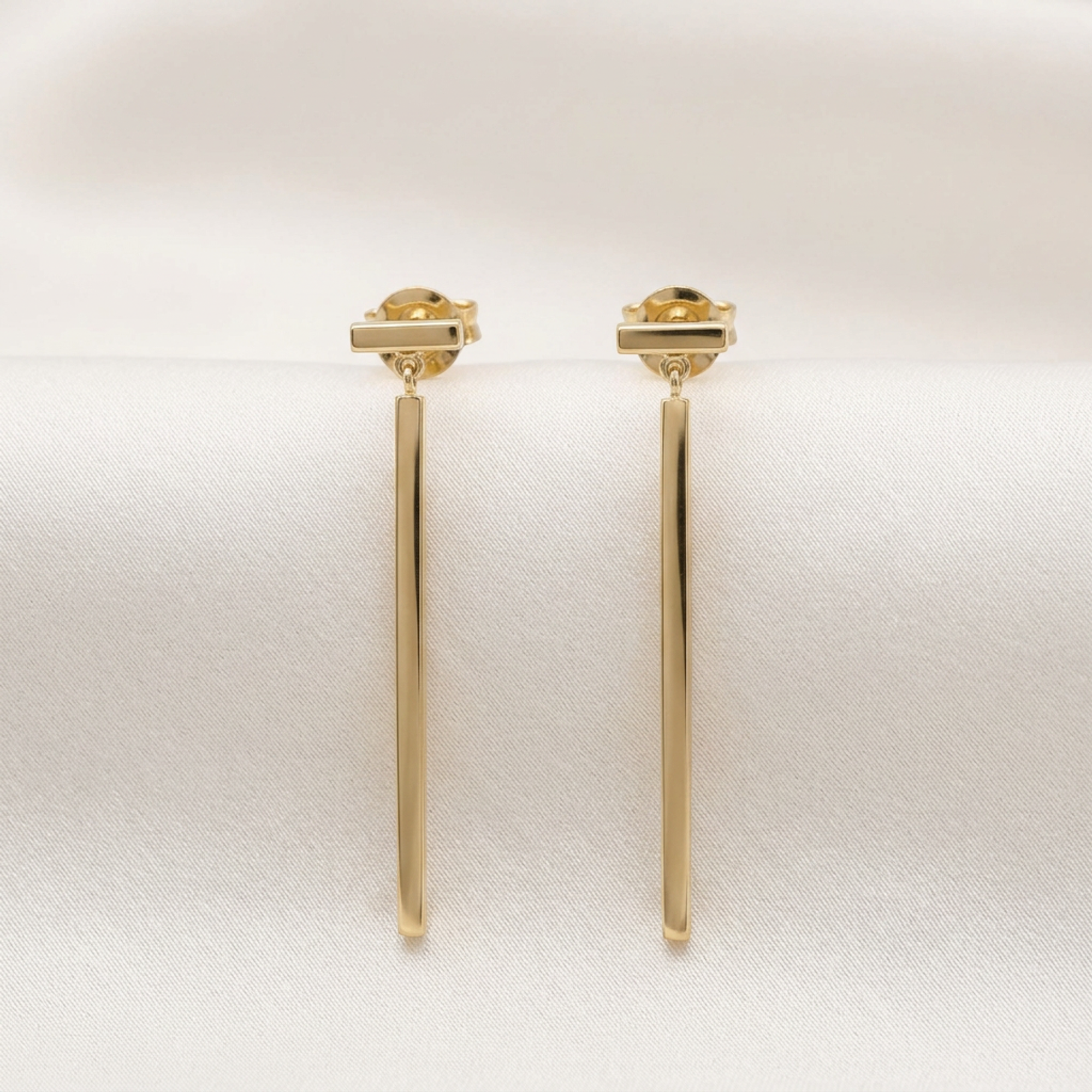 Tiffany T Wire Bar · Rose Gold