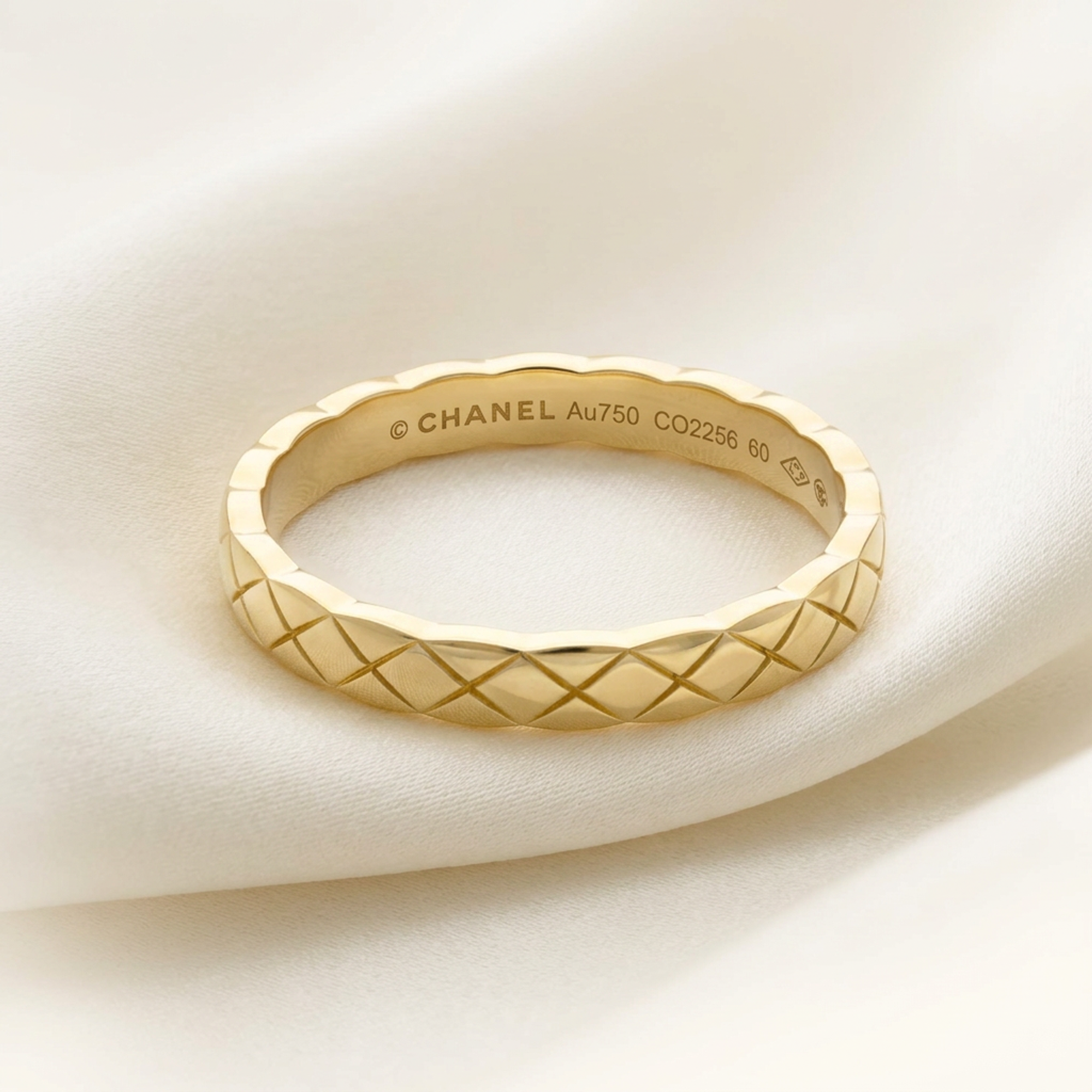 Chanel Coco Crush · 18K Yellow Gold · Mini