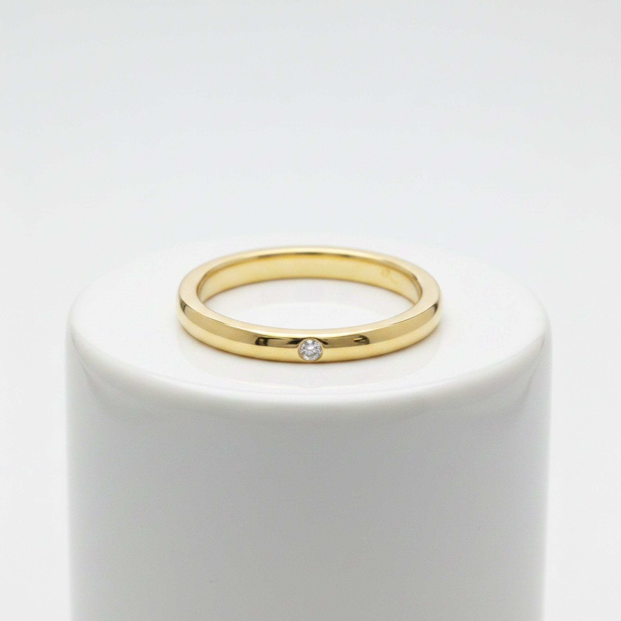 Tiffany Stacking Band · 18K Yellow Gold · Diamond