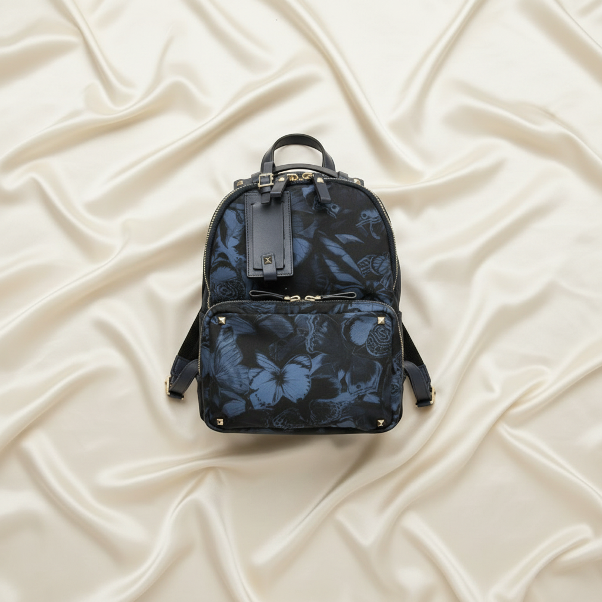 Valentino Garavani Lockstuds · Butterfly
