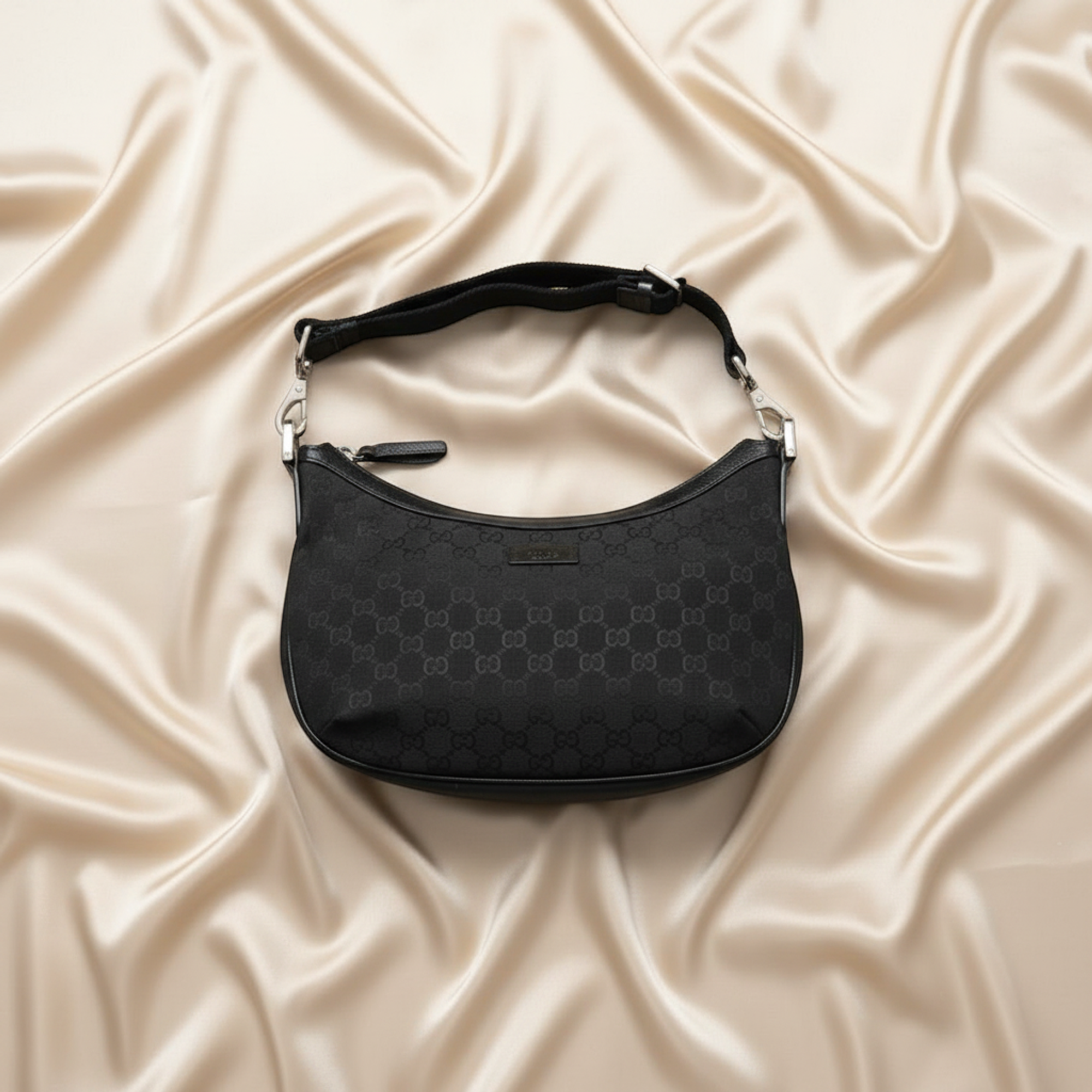 Gucci GG Canvas · Leather Shoulder Bag