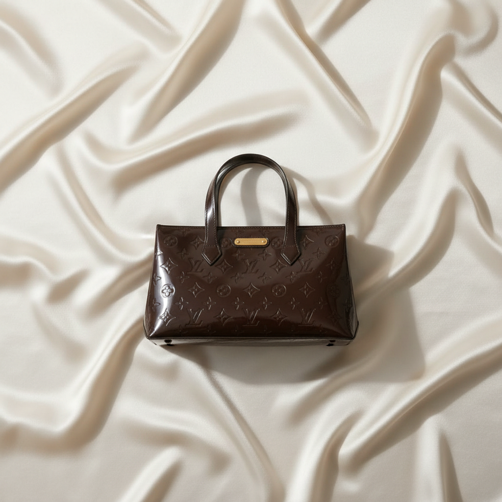 Louis Vuitton Wilshire PM · Vernis Amarante