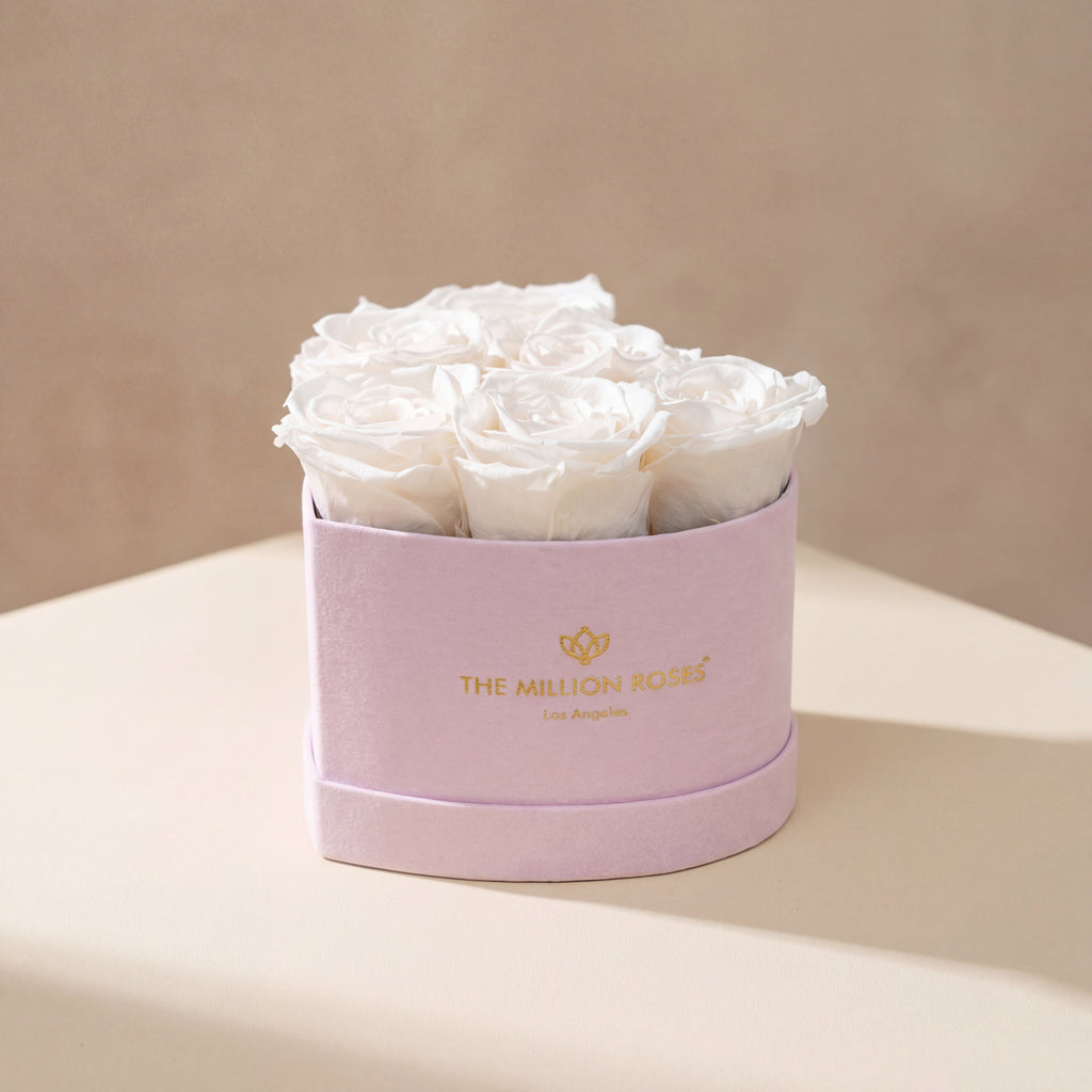 Baby Heart Light Pink Suede Box | White Roses