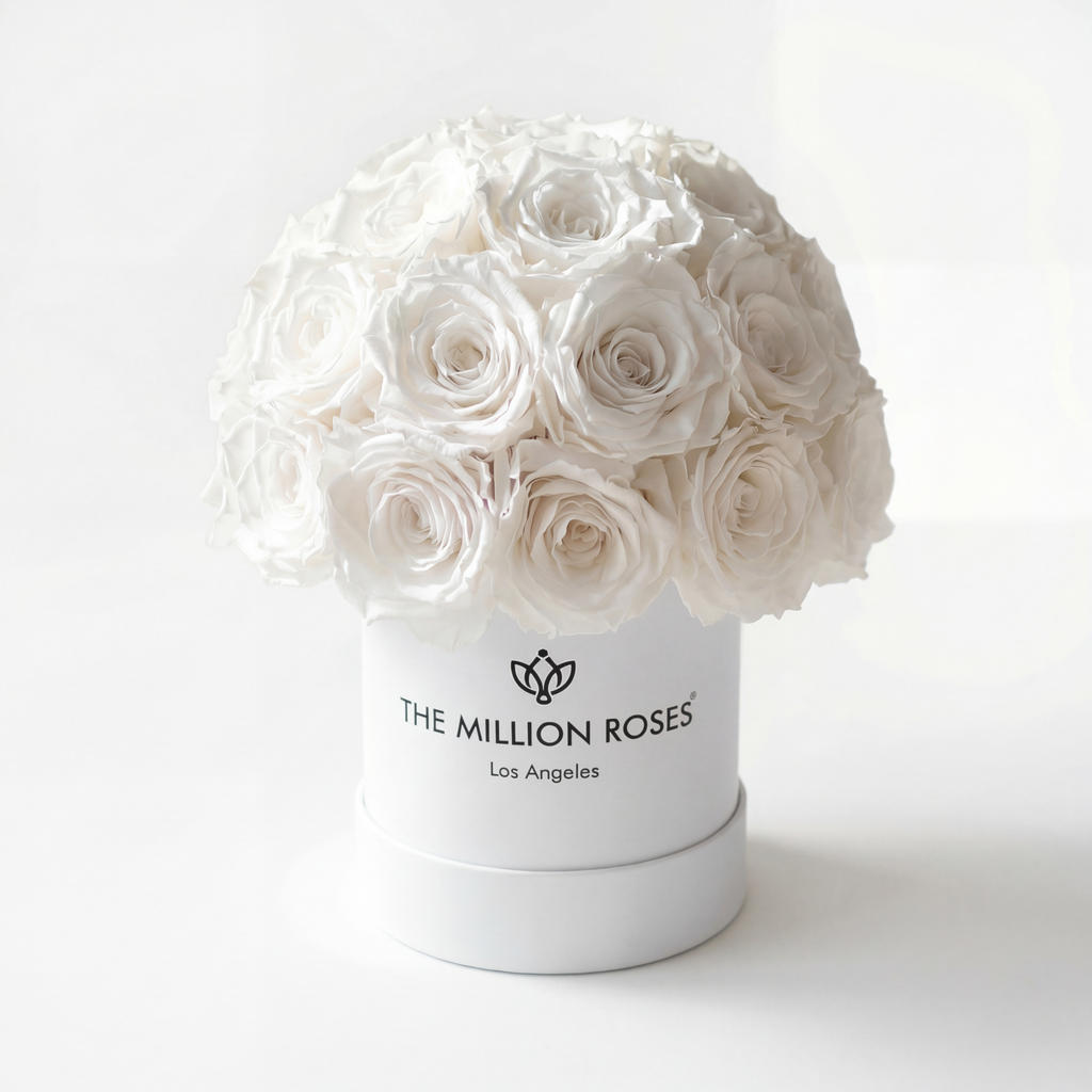 Essence White Superdome Box | White Roses