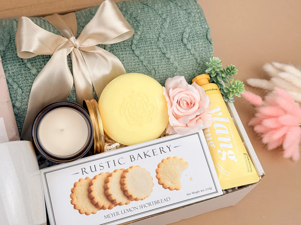 Get Well Soon Gift Boxes – Cozy Blanket, Mug & Comfort Snacks