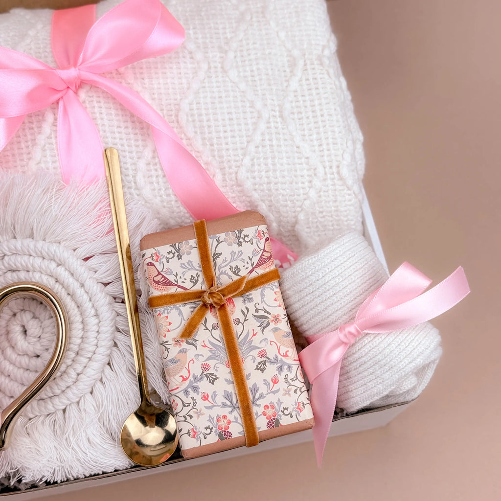 Luxurious Care Package | Premium Self Care Gift Set With Cozy Treats