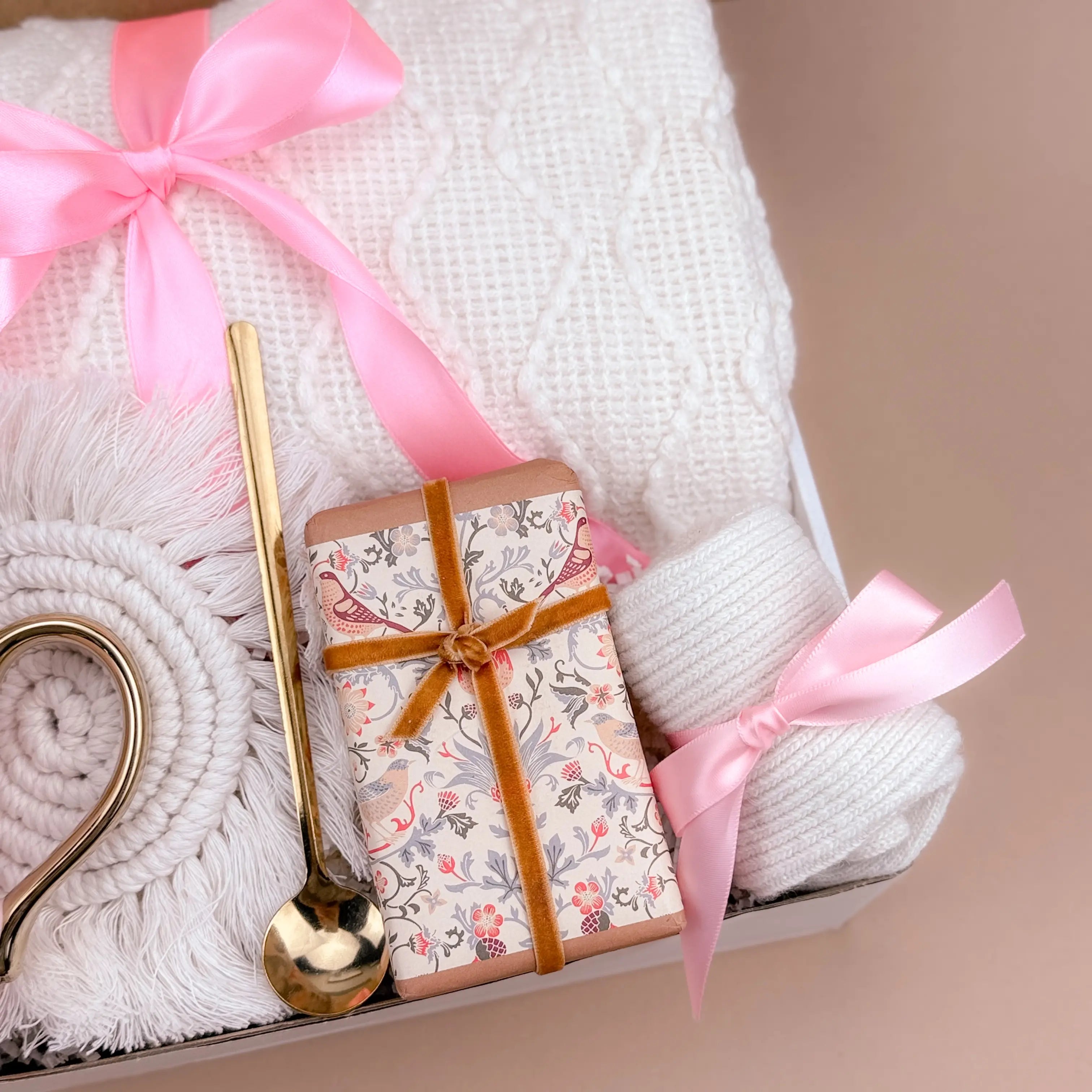 Luxurious Care Package | Premium Self Care Gift Set With Cozy Treats