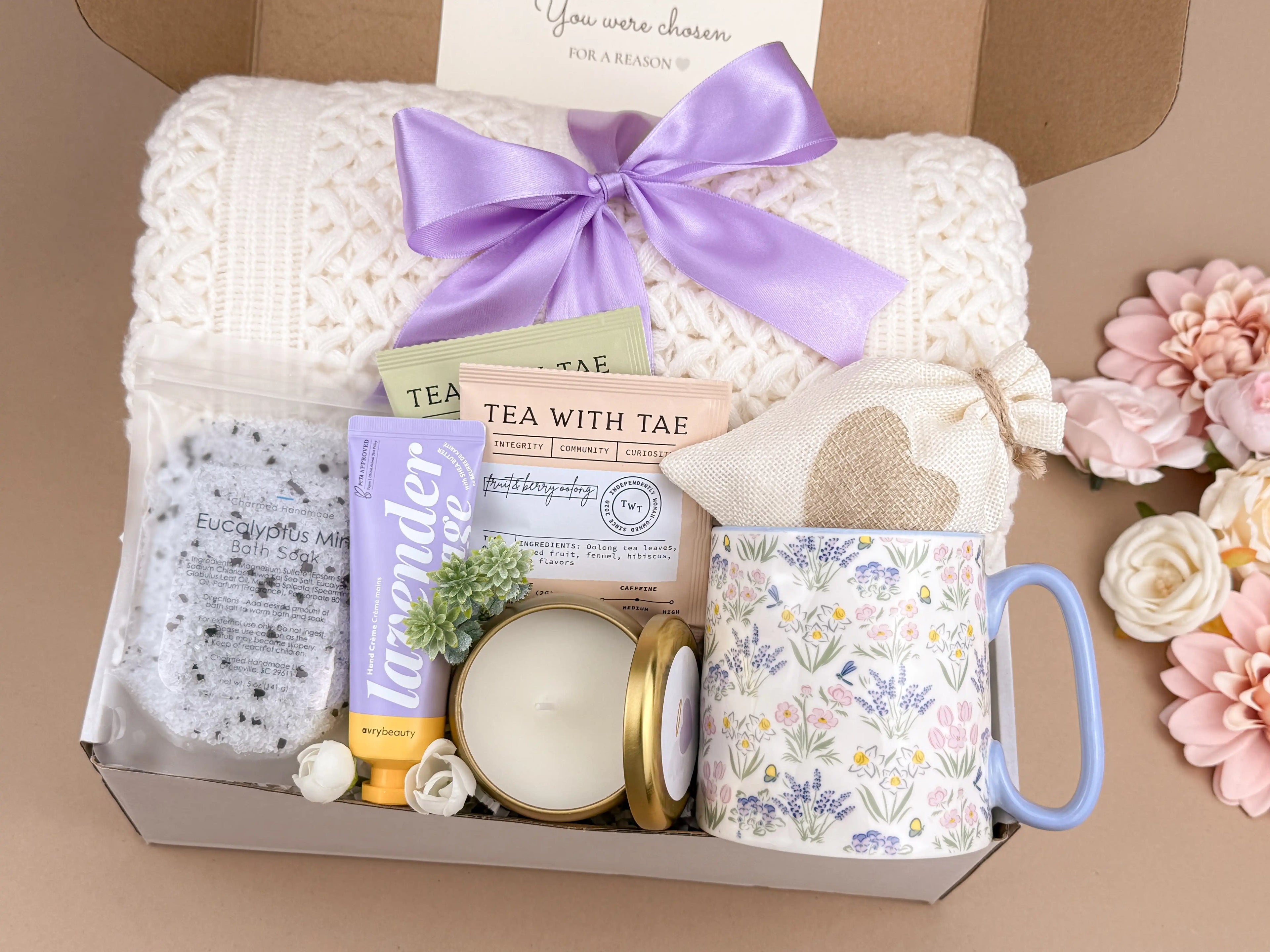 Lavender Spa, Blanket & Bath Salts Set