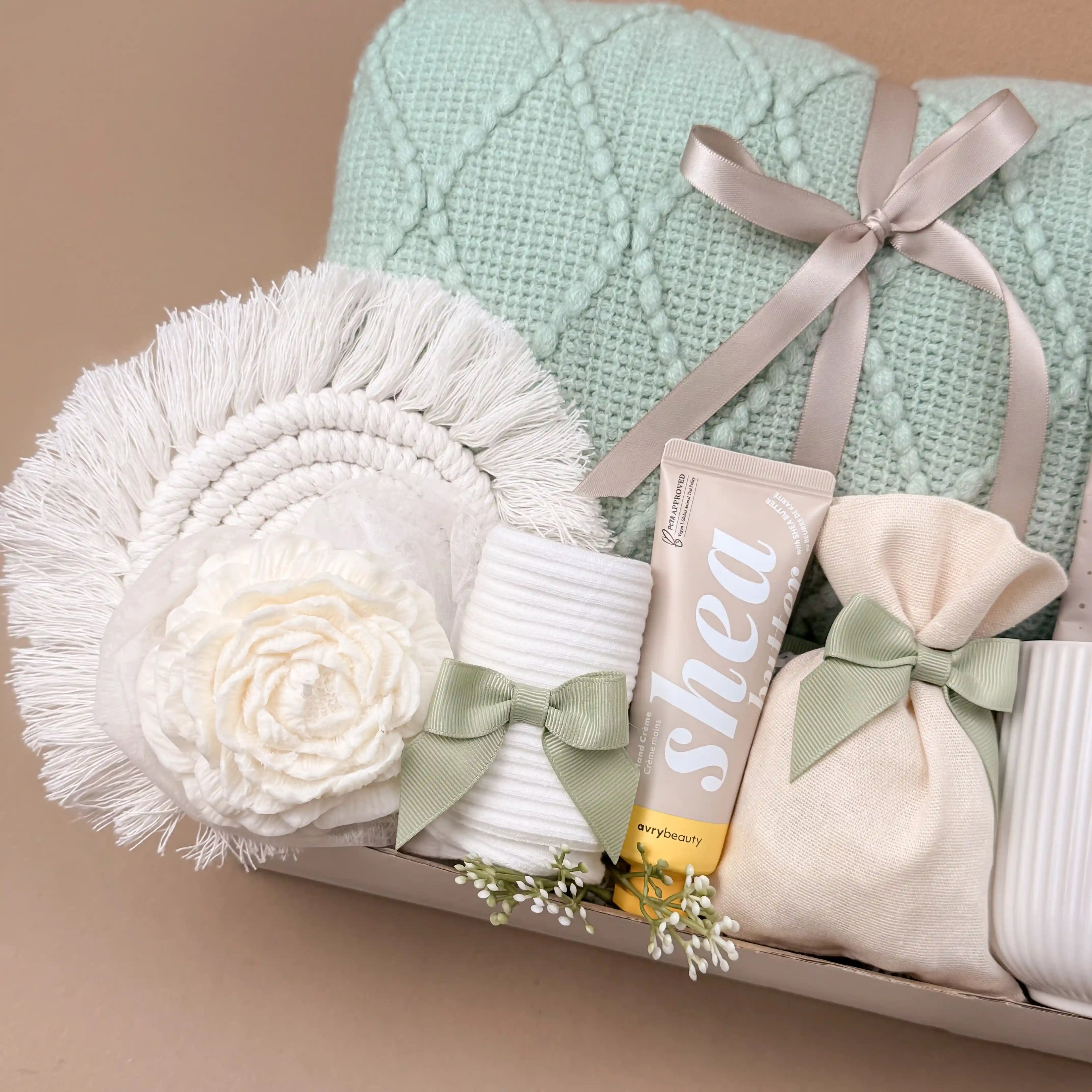 Pampering Hug in a Box with Blanket