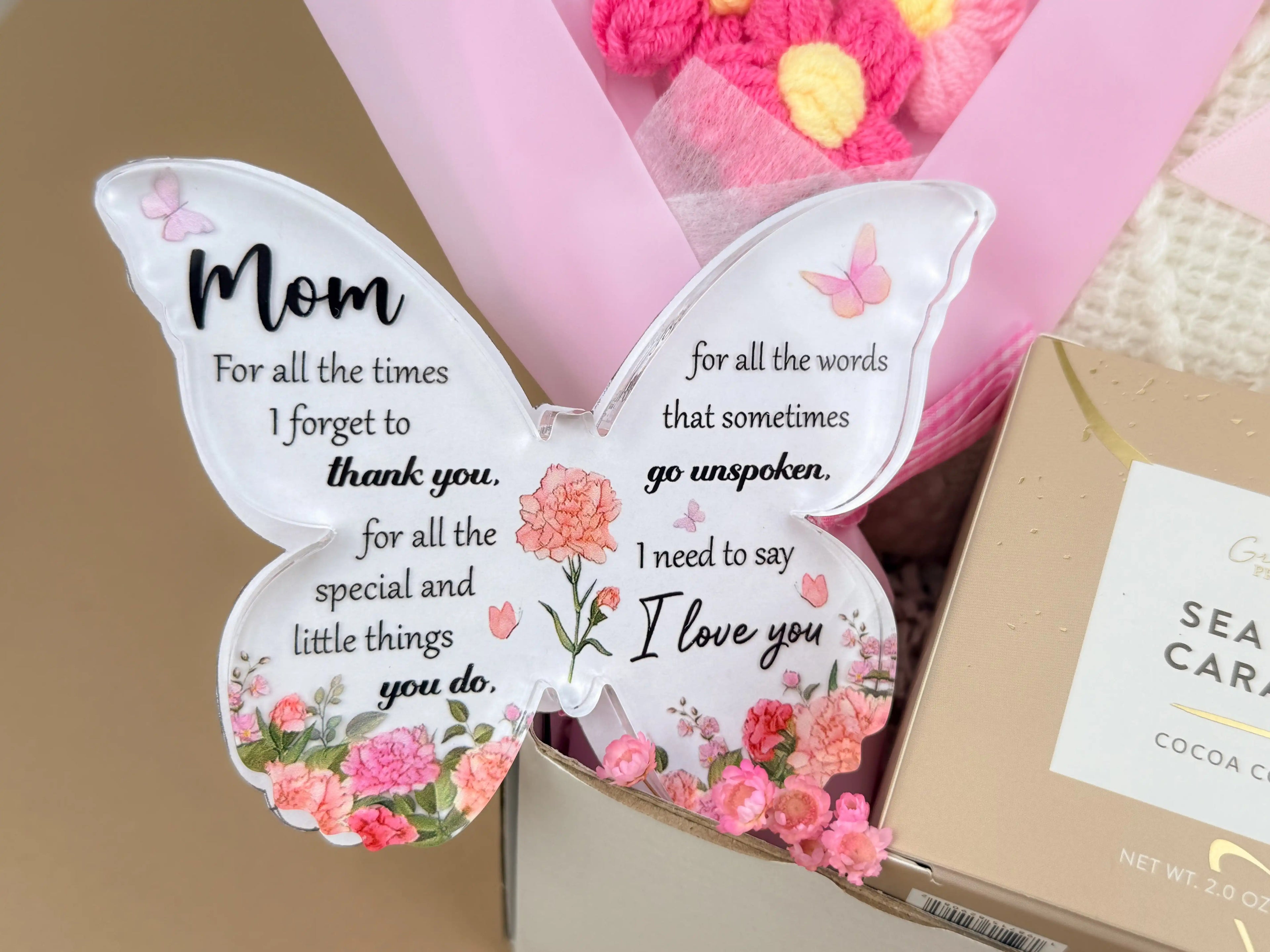 Birthday Gift for Mom – Crochet Flowers & Cozy Keepsake Blanket