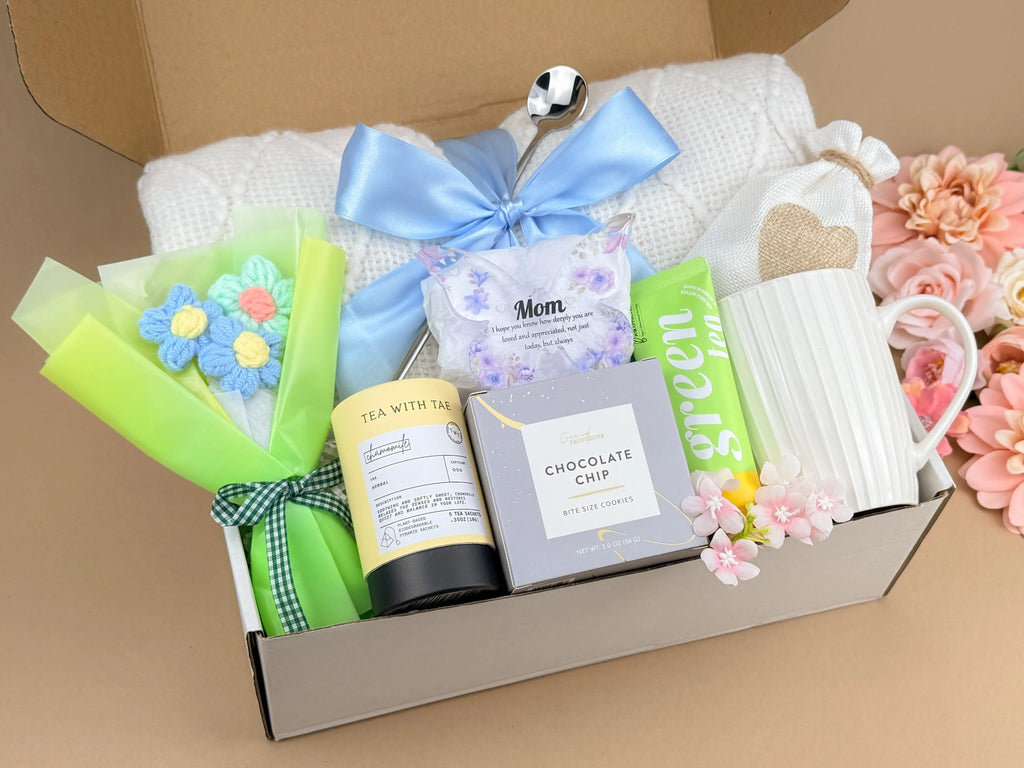 Warm Hug Gift Box for Mom
