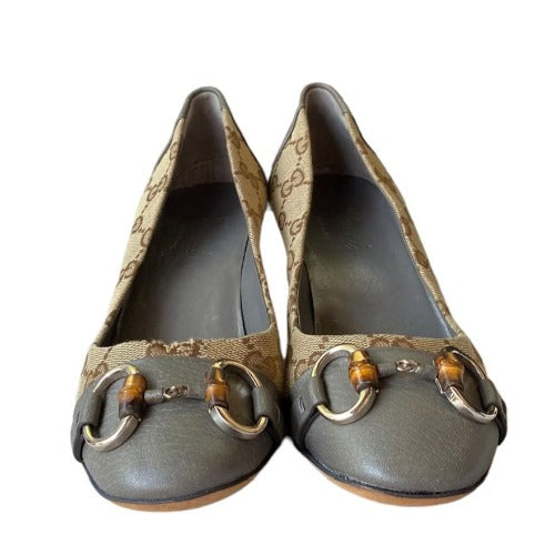 NEW GUCCI Beige GG Logo Canvas Grey Leather Cap Toe&Heels Kitten Heel Pumps, Size 36