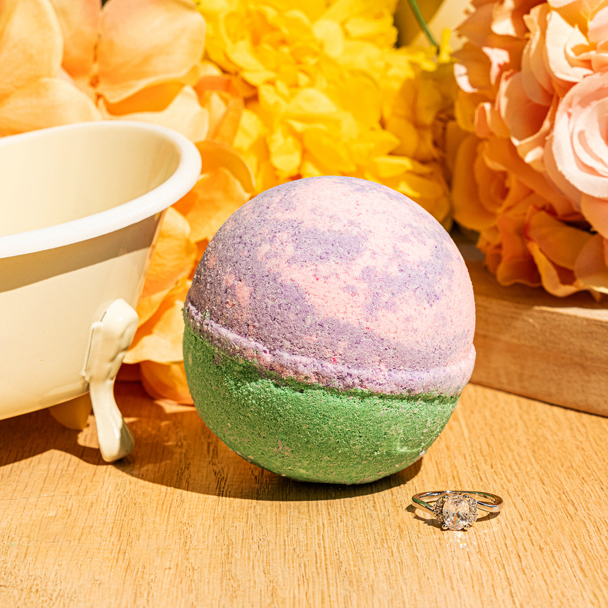 Sun Kissed Garden 10oz Mystery Jewelry Bath Bomb