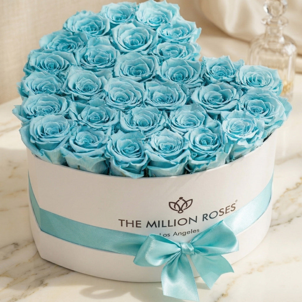 Heart White Box | Turquoise Roses